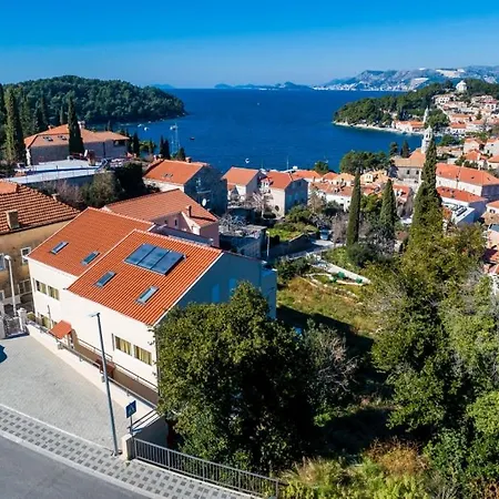 Apartament In With Sea View, Balcony, Air Conditioning, Wifi 4979-2 *