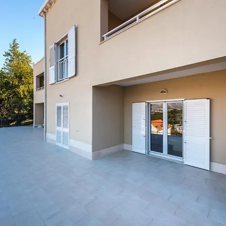 In With Sea View, Balcony, Air Conditioning, Wifi 4979-2